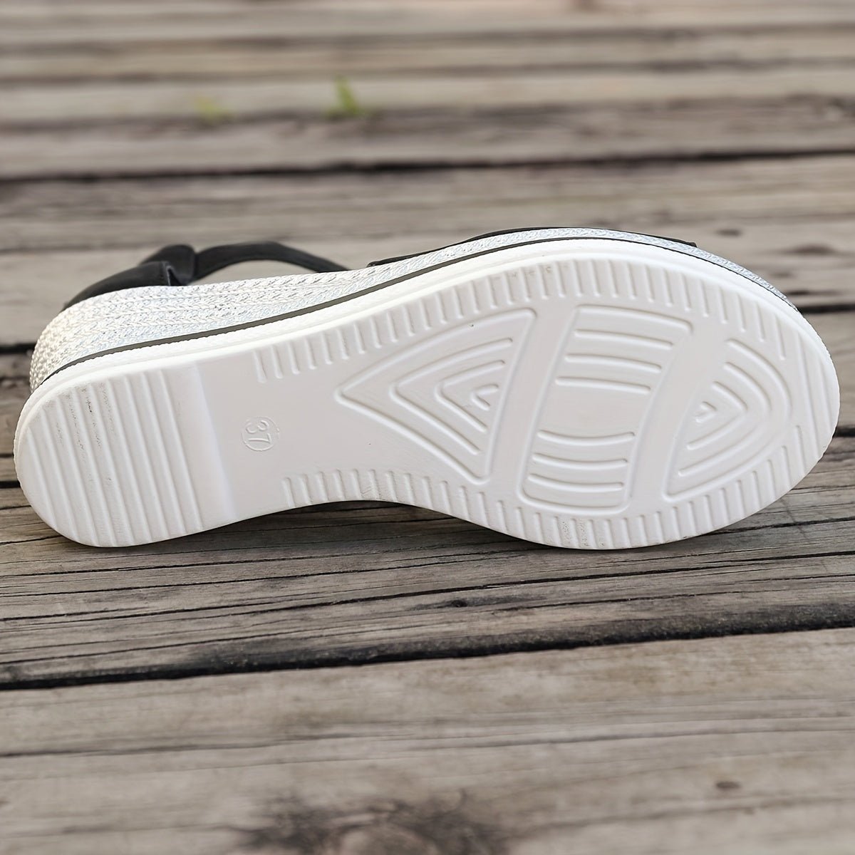 Hannah | Straps Wedge Sandals
