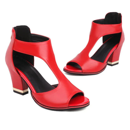 Rosenau | Luxuriöse Cut-Out Blockabsatz Sandalen