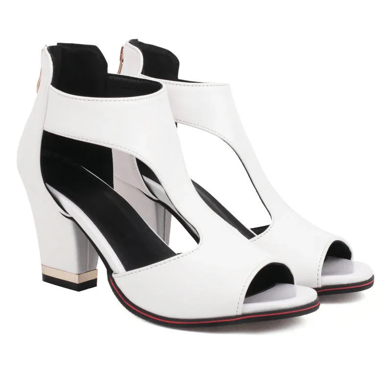 Rosenau | Luxuriöse Cut-Out Blockabsatz Sandalen