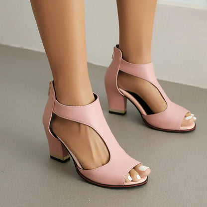 Rosenau | Luxuriöse Cut-Out Blockabsatz Sandalen