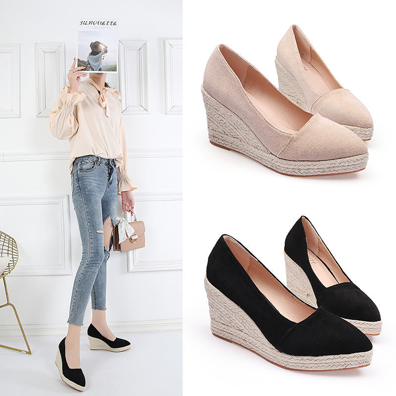Hannah | Closed Toe Wedges