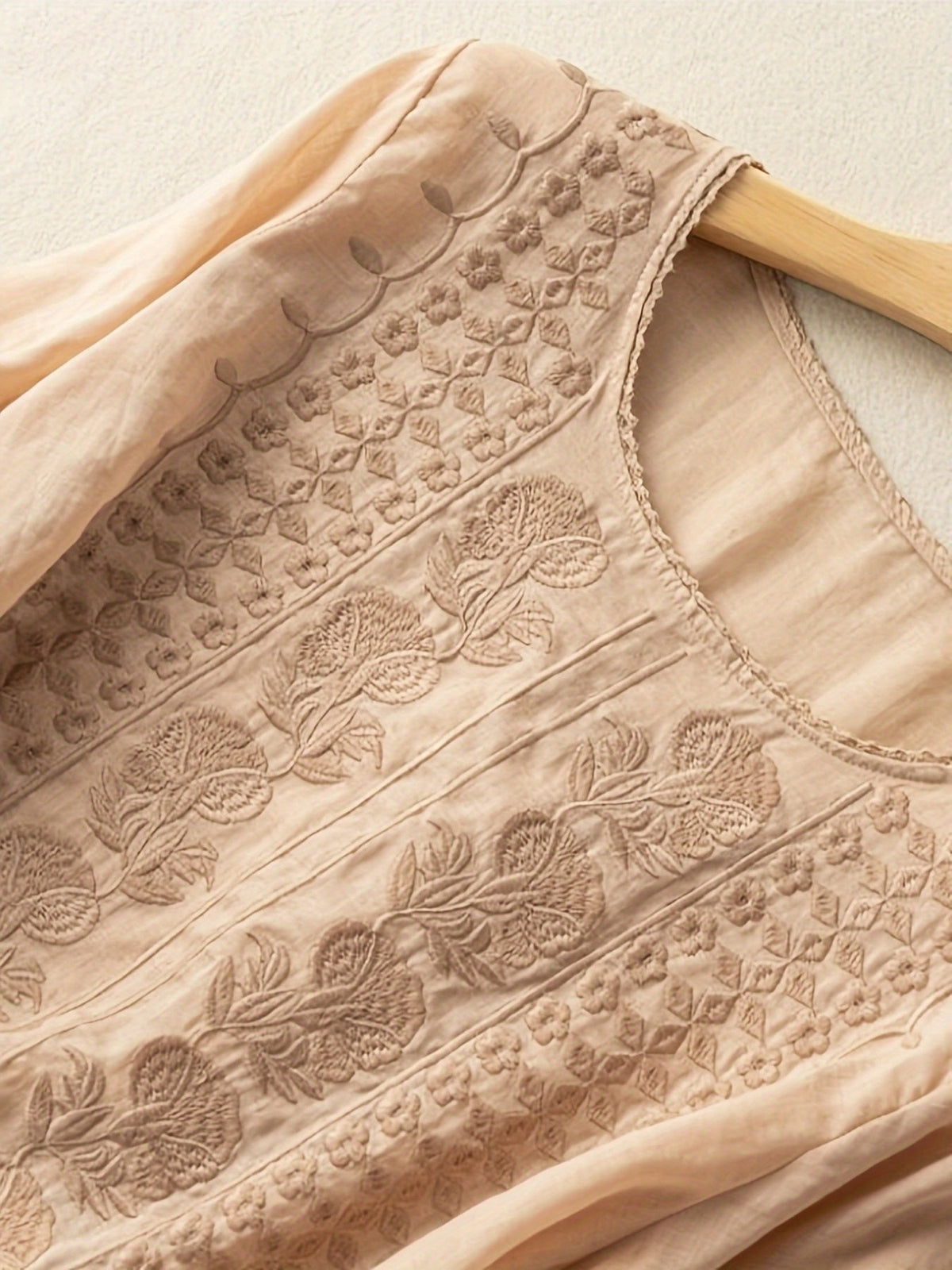 Savina | Embroidered Scoop-Neck Blouse