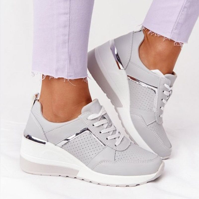 Hannah | Wide Fit Orthopaedic Trainers