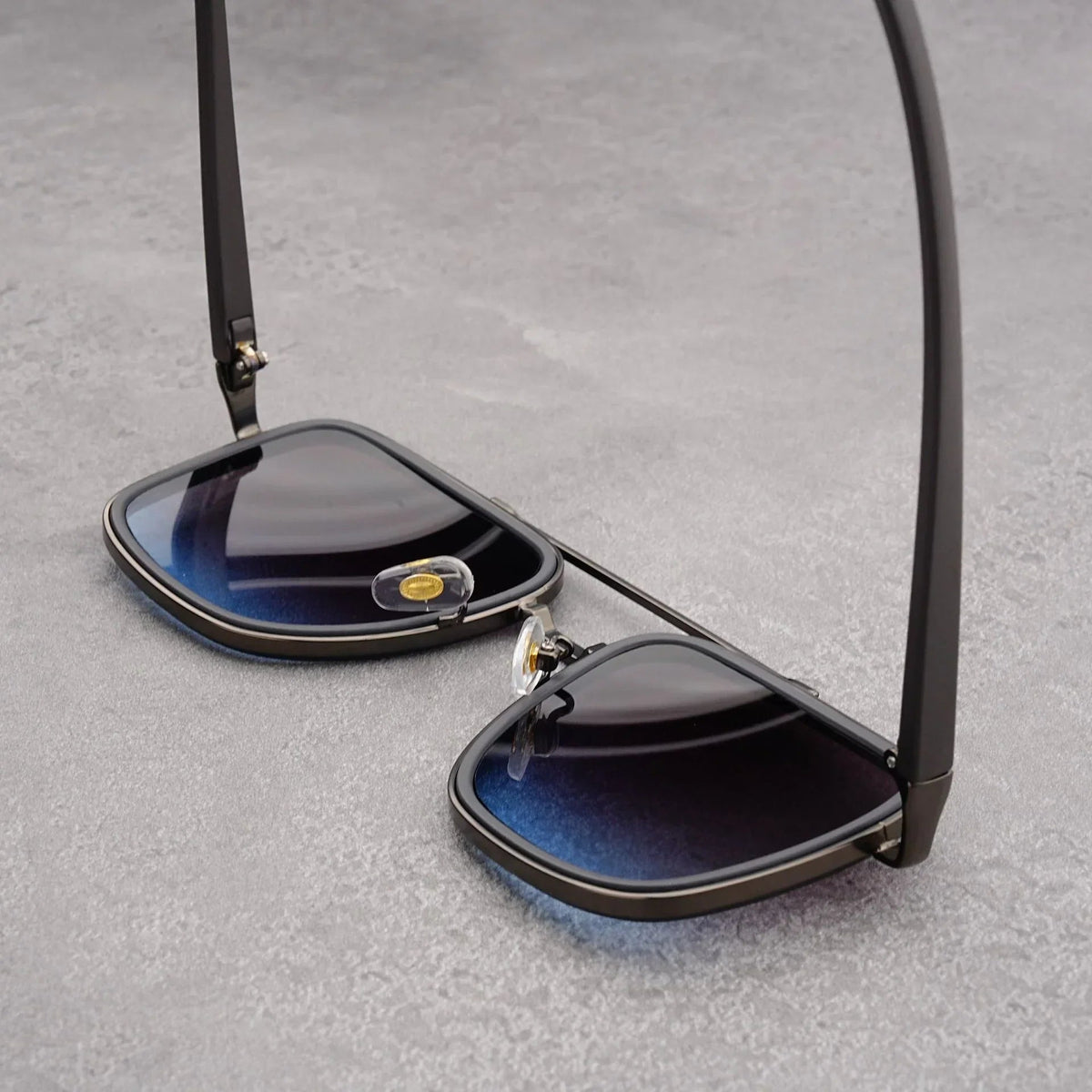 Rowan | Unisex Vintage Square Sunglasses